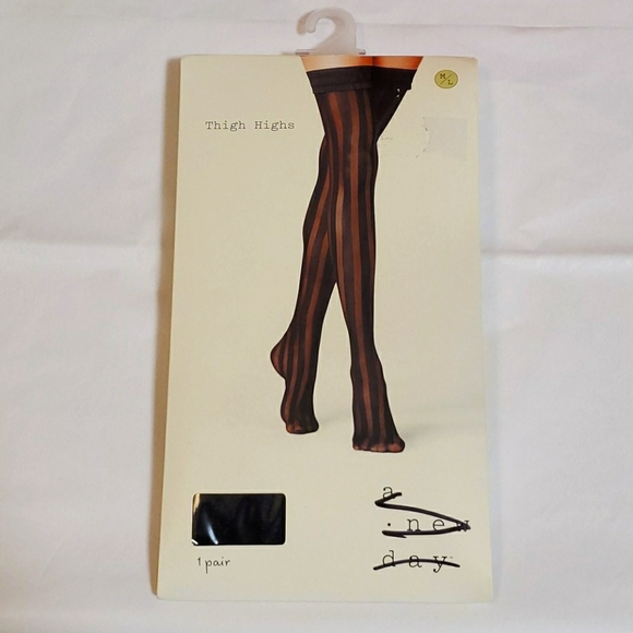 a new day thigh highs size M/L